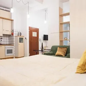  Apartment Tourist House - Fringe - Self Check-in